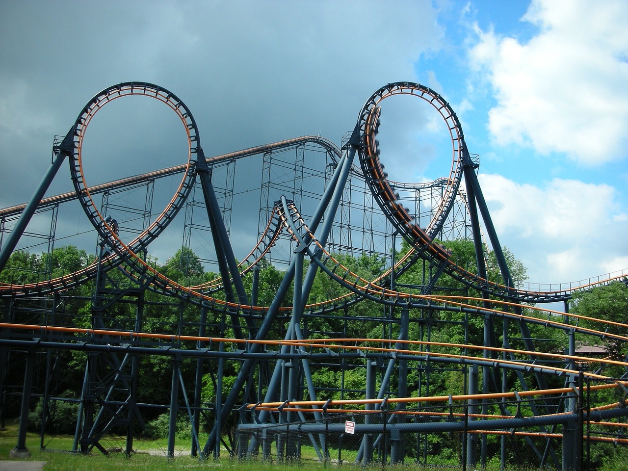 Roller Coaster Safety: What You Need to Know?